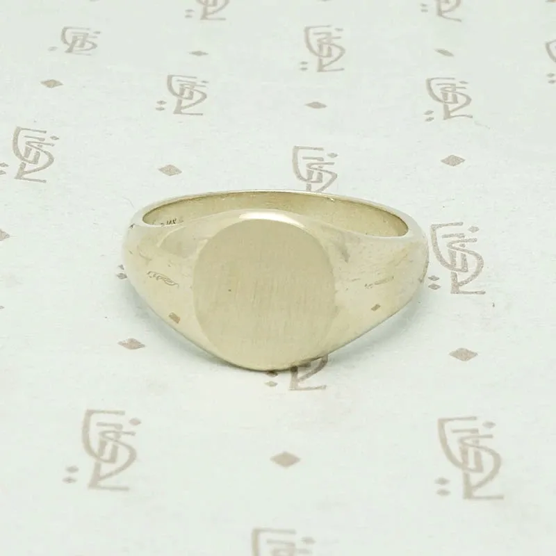 Elegant Recycled White Gold Signet Ring