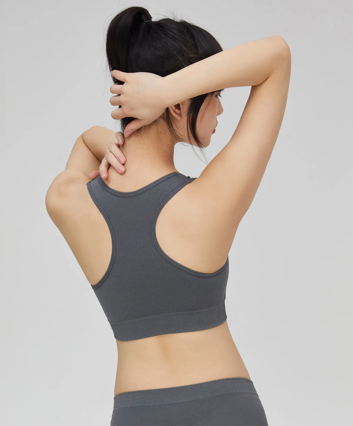 Energized Soulful Seamless Racer-Back Sports Bra