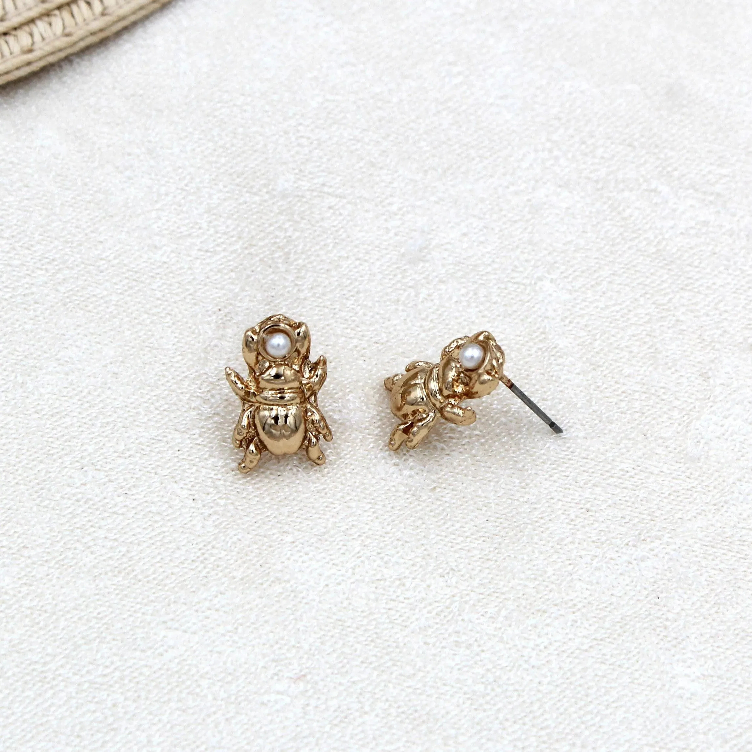 TFC Beetle Bugs Pearl Gold Plated Pearl Stud Earrings